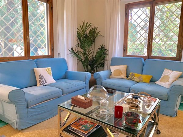 casa indipendente in vendita a Forte dei Marmi in zona Roma Imperiale