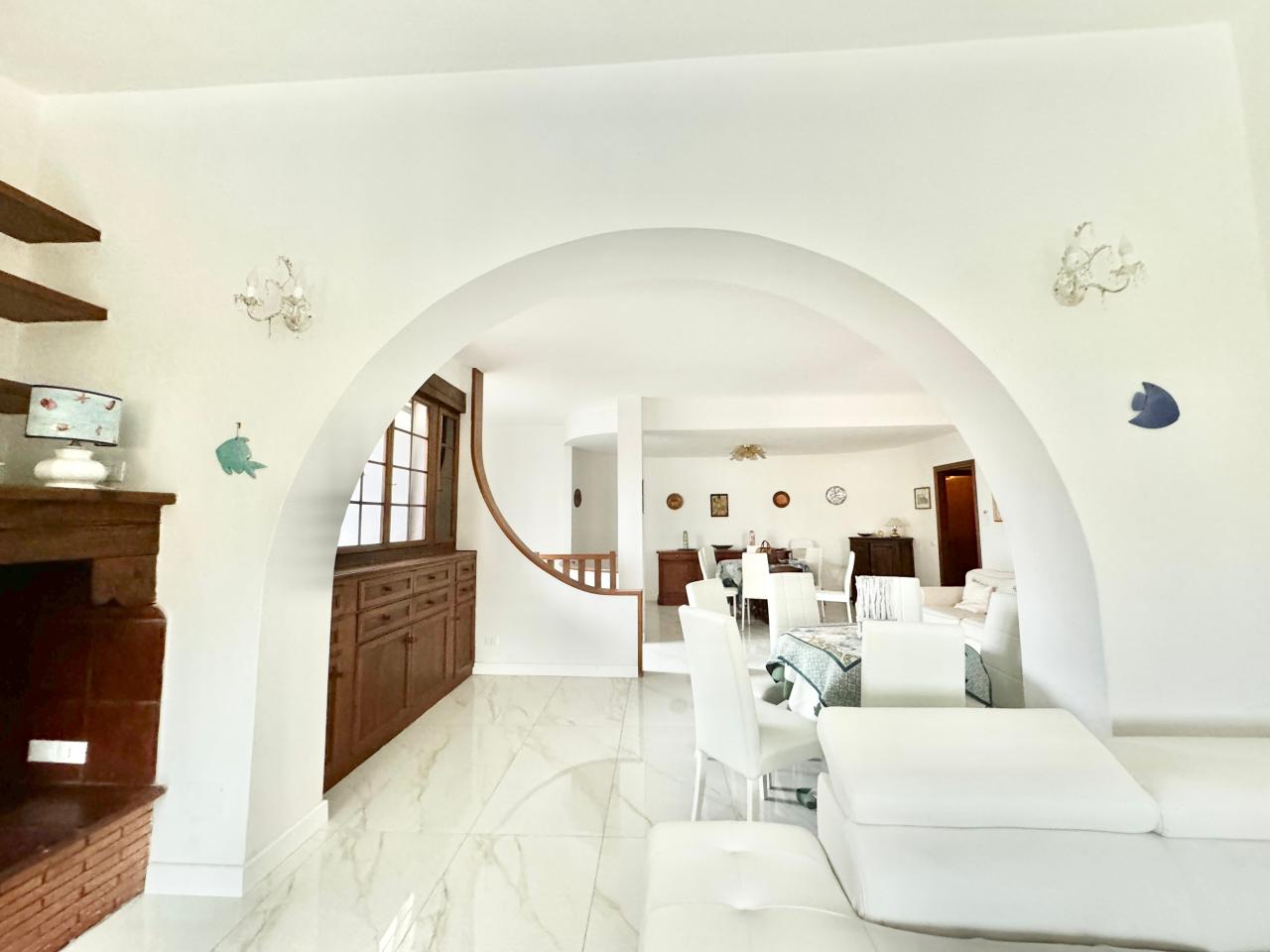 casa indipendente in vendita a Forte dei Marmi