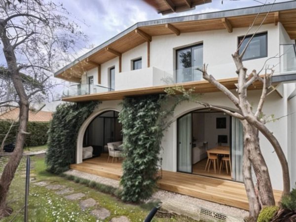 casa indipendente in vendita a Forte dei Marmi