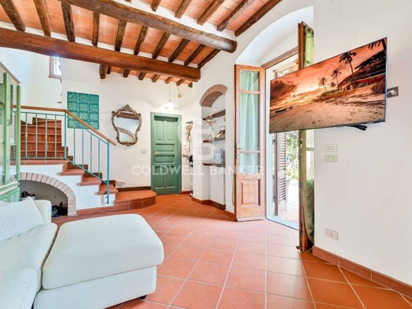 casa indipendente in vendita a Forte dei Marmi