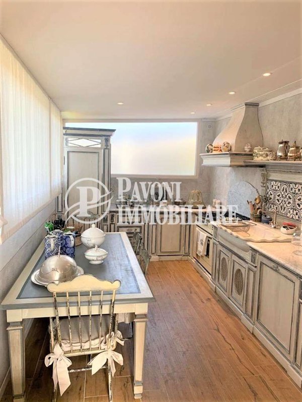 appartamento in vendita a Forte dei Marmi