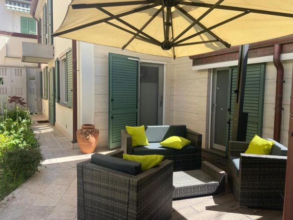 appartamento in vendita a Forte dei Marmi