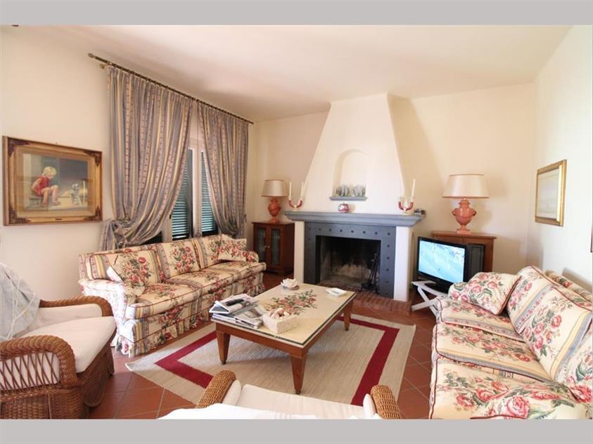 casa indipendente in vendita a Forte dei Marmi