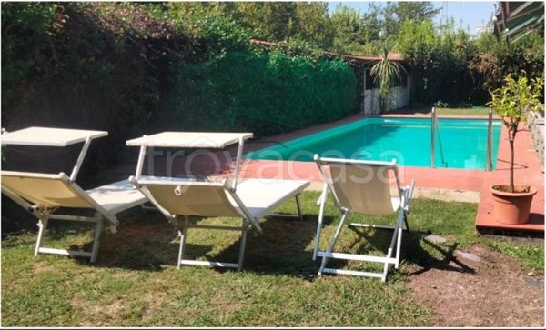 casa indipendente in vendita a Forte dei Marmi