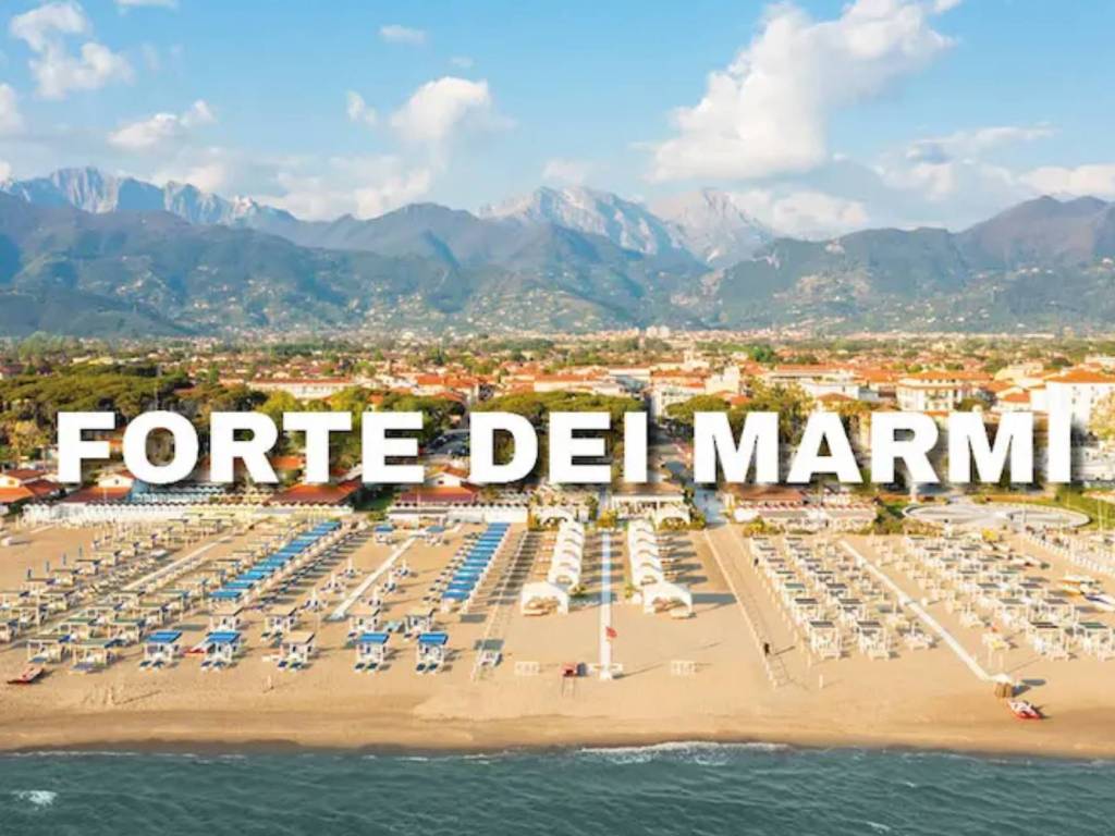 casa indipendente in vendita a Forte dei Marmi