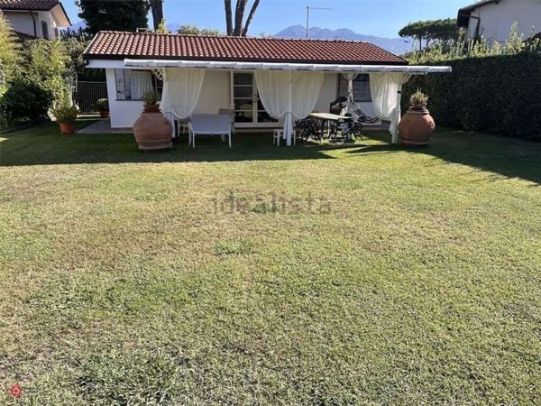 appartamento in vendita a Forte dei Marmi