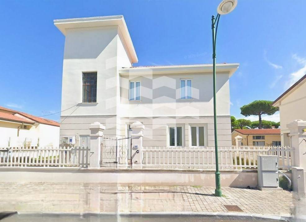appartamento in vendita a Forte dei Marmi