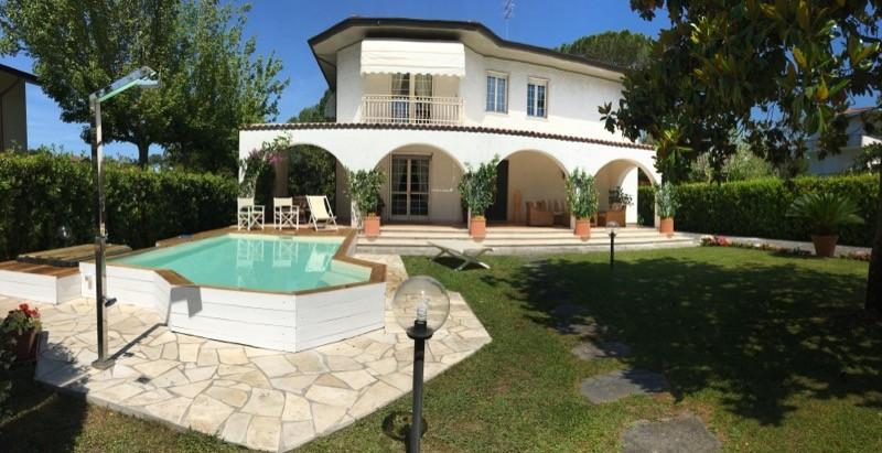 casa indipendente in vendita a Forte dei Marmi