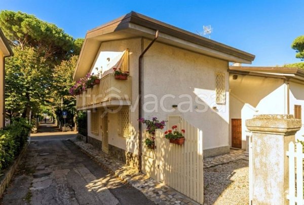 casa indipendente in vendita a Forte dei Marmi in zona Vittoria Apuana