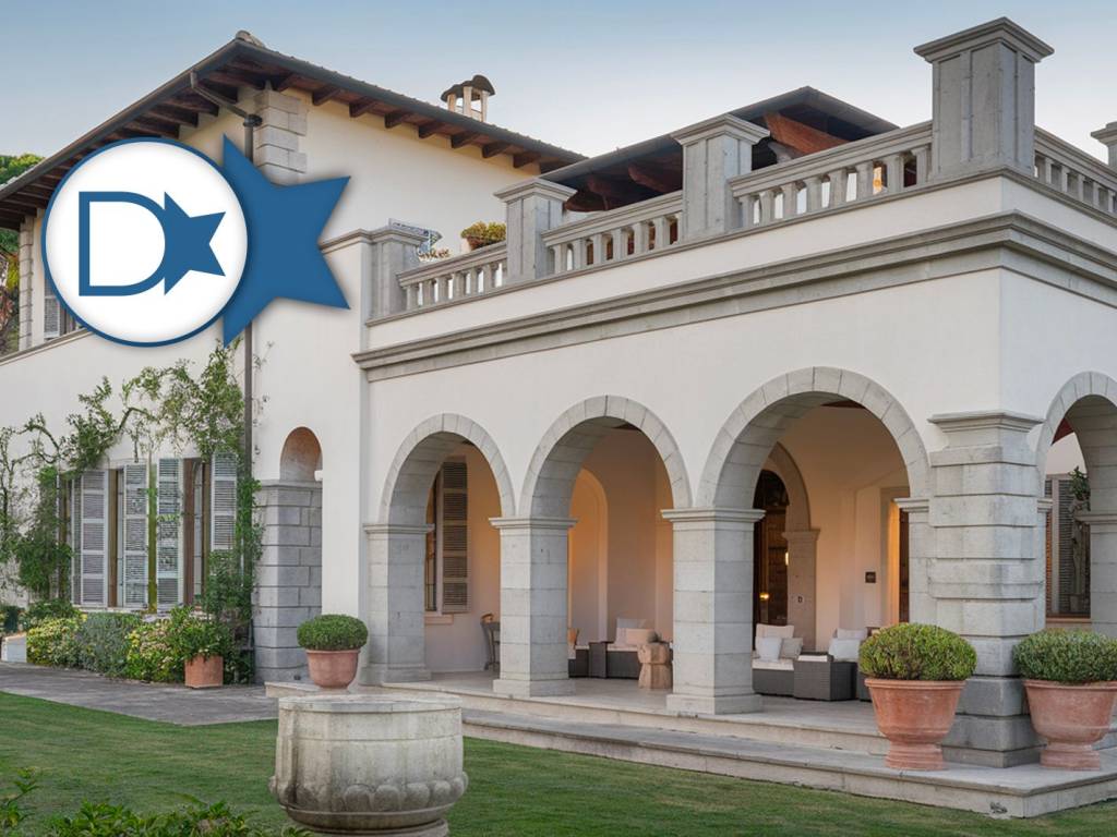 casa indipendente in vendita a Forte dei Marmi
