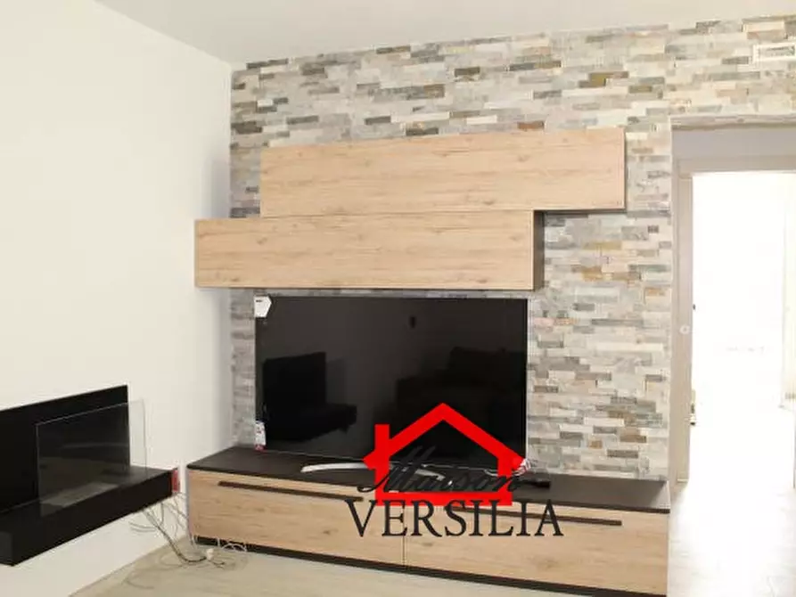 casa indipendente in vendita a Forte dei Marmi in zona Vittoria Apuana