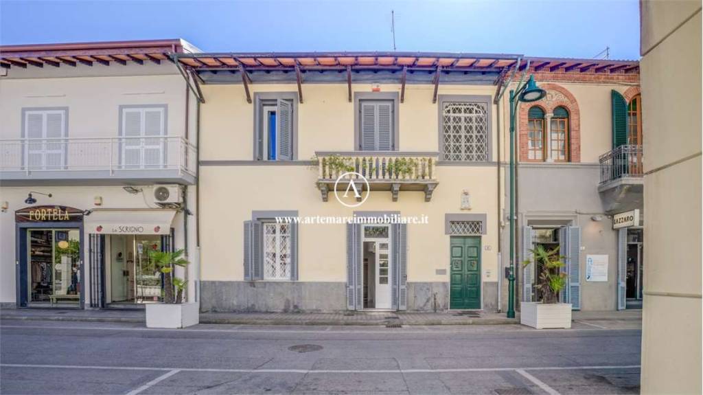 appartamento in vendita a Forte dei Marmi