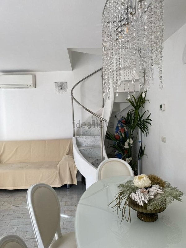 casa indipendente in vendita a Forte dei Marmi