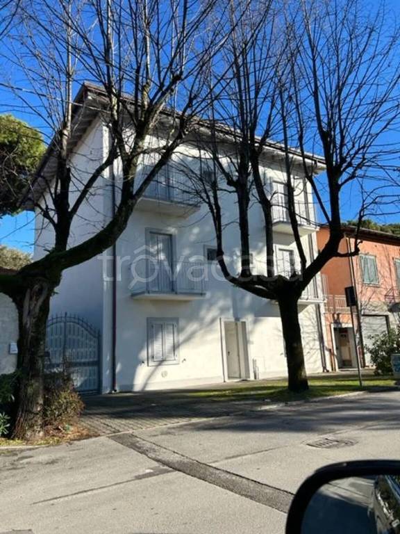 appartamento in vendita a Forte dei Marmi