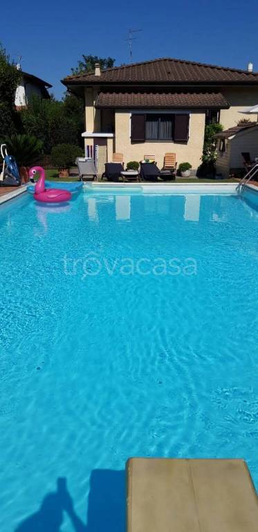casa indipendente in vendita a Forte dei Marmi