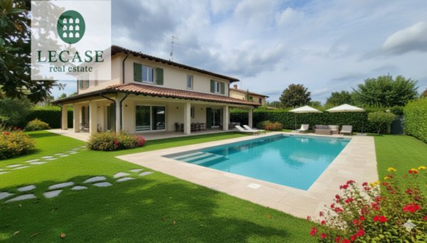 casa indipendente in vendita a Forte dei Marmi