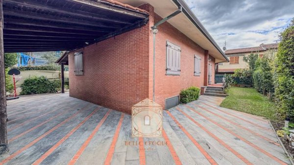 casa indipendente in vendita a Forte dei Marmi