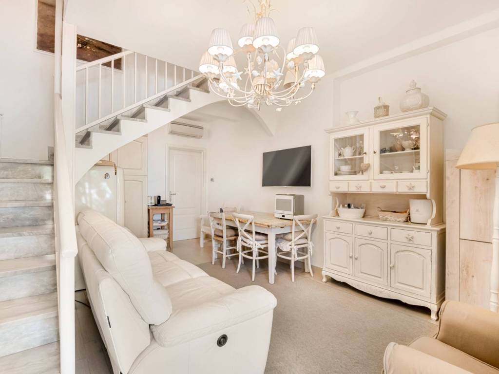 casa indipendente in vendita a Forte dei Marmi