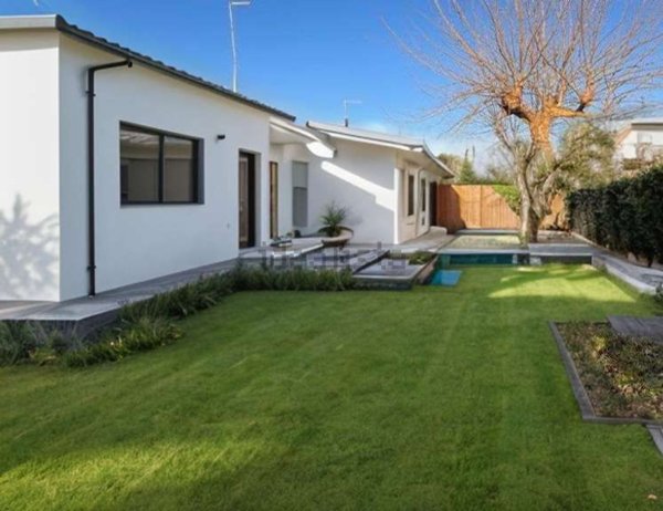 casa indipendente in vendita a Forte dei Marmi in zona Vittoria Apuana