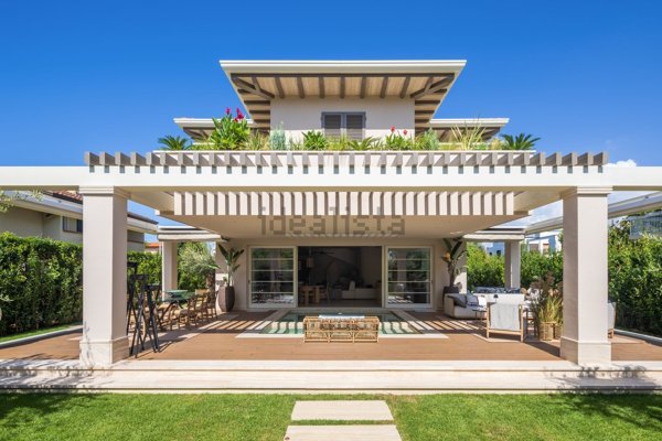 casa indipendente in vendita a Forte dei Marmi