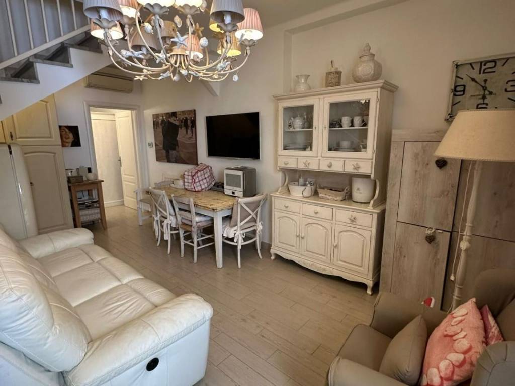 casa indipendente in vendita a Forte dei Marmi