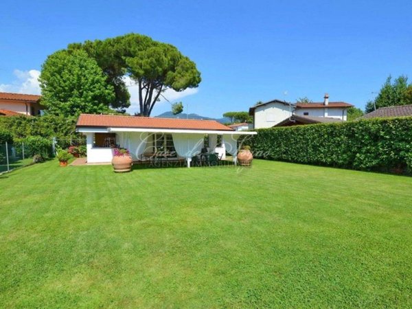 appartamento in vendita a Forte dei Marmi