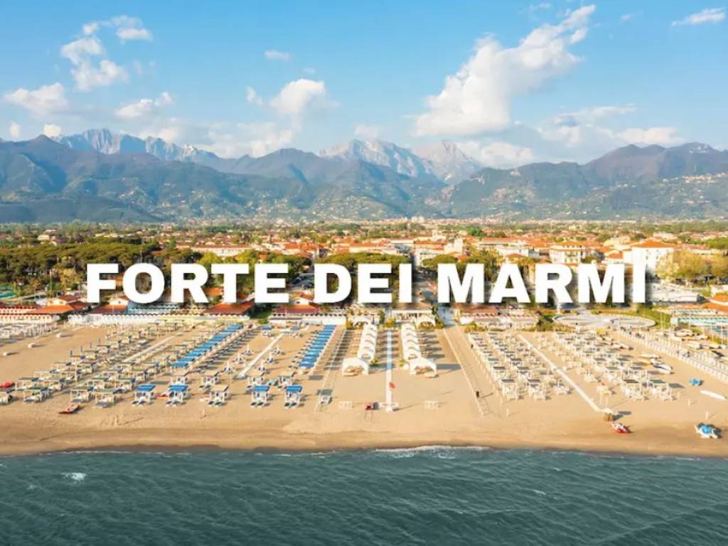 intera palazzina in vendita a Forte dei Marmi