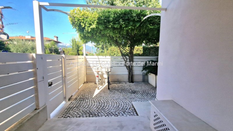 casa indipendente in vendita a Forte dei Marmi