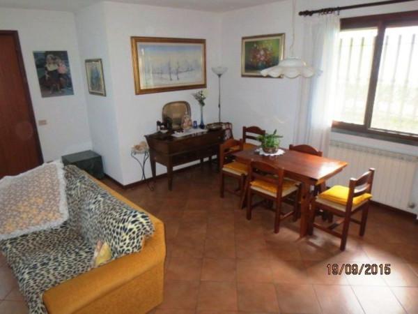 casa indipendente in vendita a Forte dei Marmi in zona Vaiana