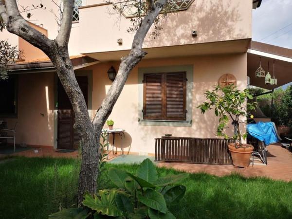 casa indipendente in vendita a Forte dei Marmi