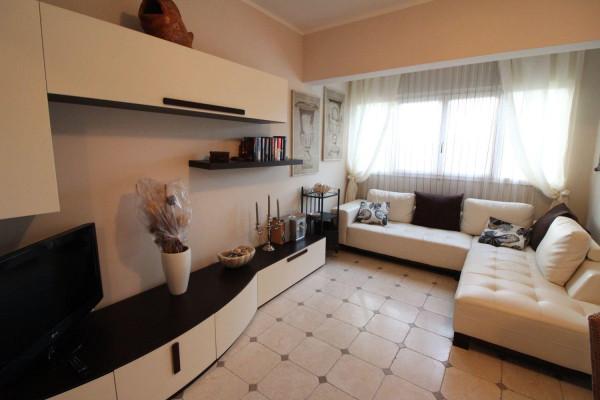 appartamento in vendita a Forte dei Marmi in zona Vittoria Apuana