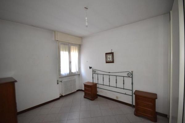 appartamento in vendita a Forte dei Marmi in zona Vittoria Apuana