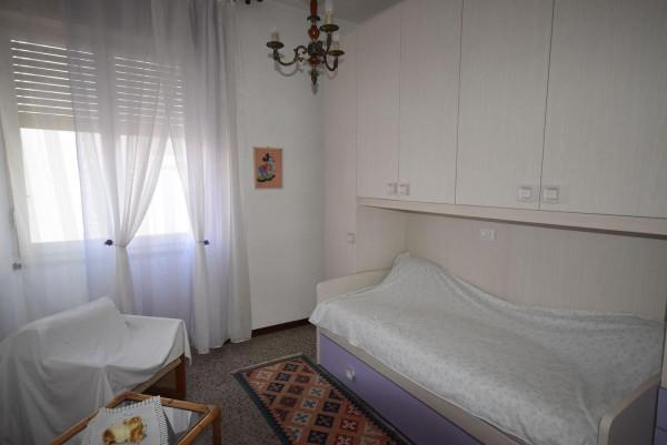appartamento in vendita a Forte dei Marmi in zona Vittoria Apuana
