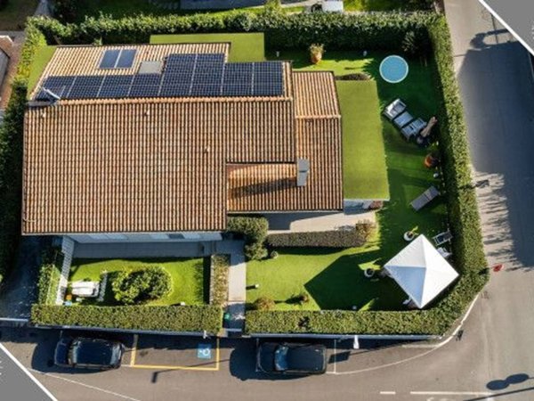 casa indipendente in vendita a Forte dei Marmi in zona Vaiana