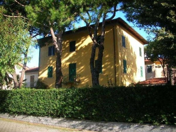 appartamento in vendita a Forte dei Marmi