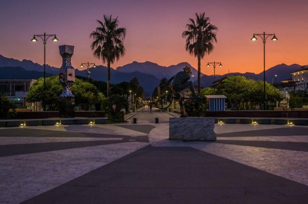 casa indipendente in vendita a Forte dei Marmi