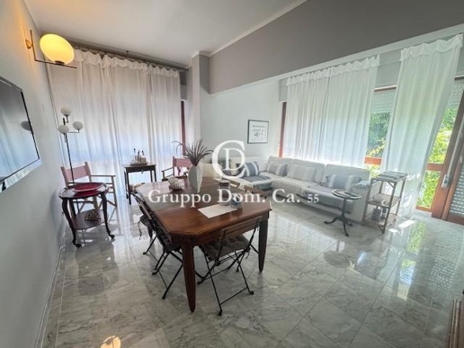 appartamento in vendita a Forte dei Marmi