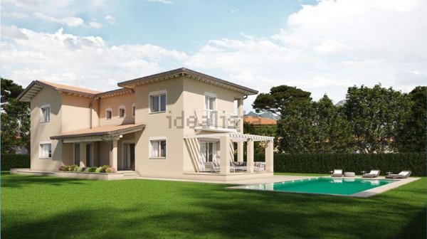 casa indipendente in vendita a Forte dei Marmi