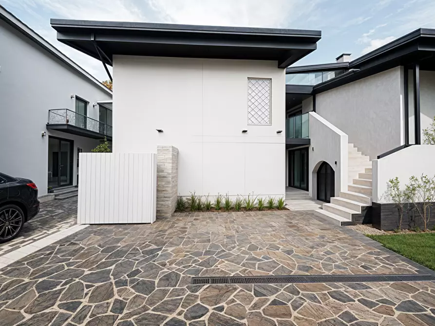 casa indipendente in vendita a Forte dei Marmi in zona Vittoria Apuana