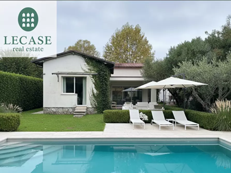 casa indipendente in vendita a Forte dei Marmi