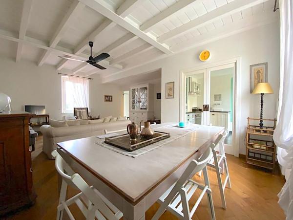 casa indipendente in vendita a Forte dei Marmi