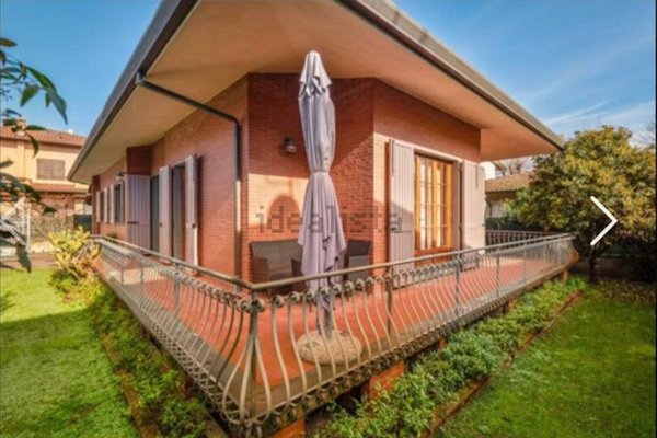 casa indipendente in vendita a Forte dei Marmi