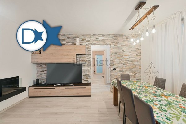 casa indipendente in vendita a Forte dei Marmi in zona Vittoria Apuana