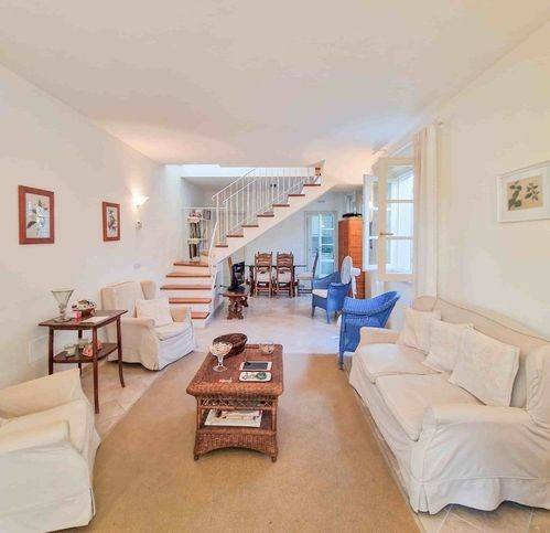 casa indipendente in vendita a Forte dei Marmi