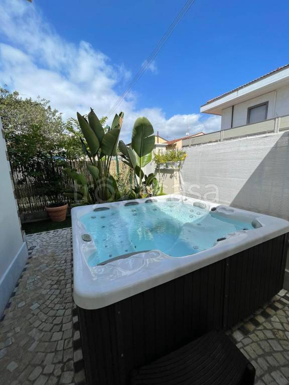 casa indipendente in vendita a Forte dei Marmi