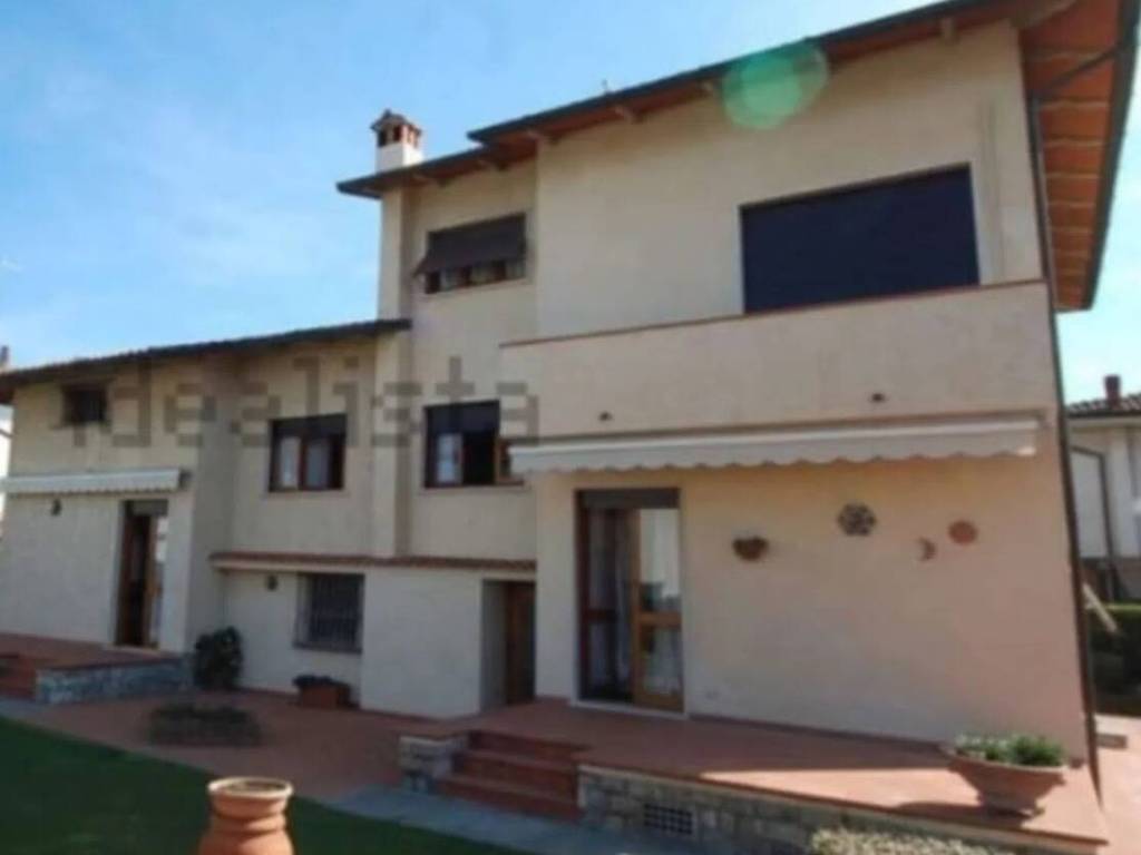 casa indipendente in vendita a Forte dei Marmi