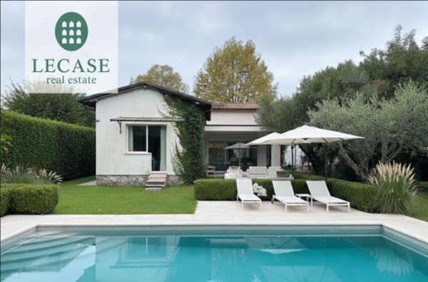casa indipendente in vendita a Forte dei Marmi