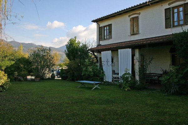 casale in vendita a Forte dei Marmi