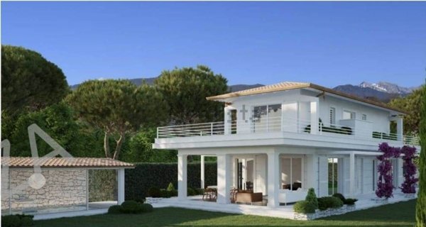casa indipendente in vendita a Forte dei Marmi in zona Vittoria Apuana