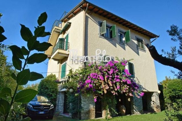casa indipendente in vendita a Forte dei Marmi